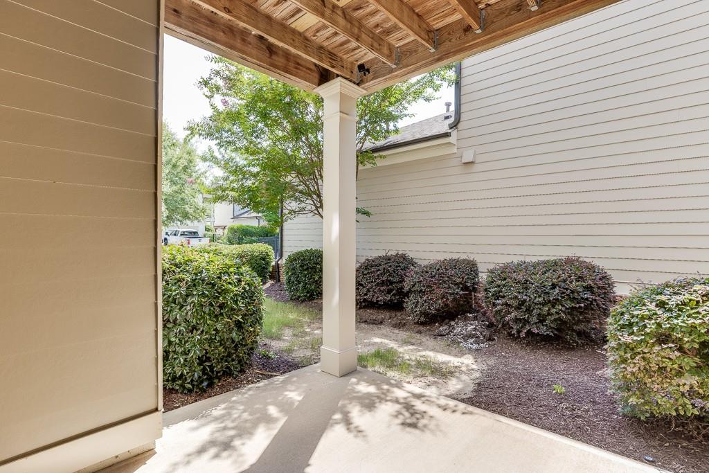 7135 Winthrop Road