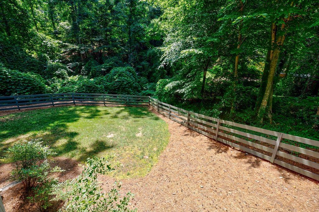 155 Moonshadow Court