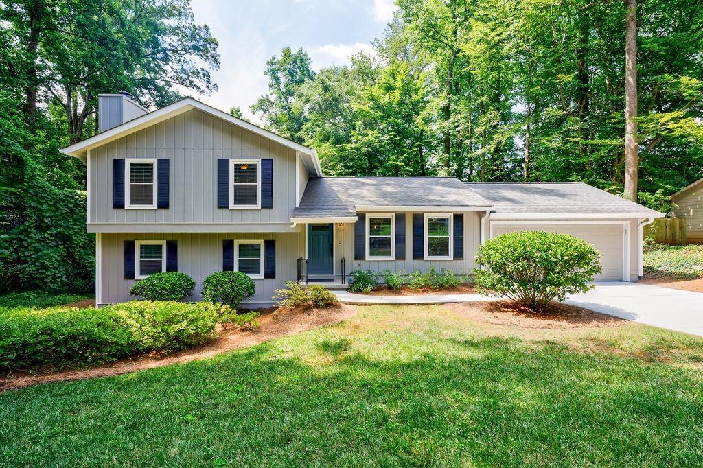 155 Moonshadow Court