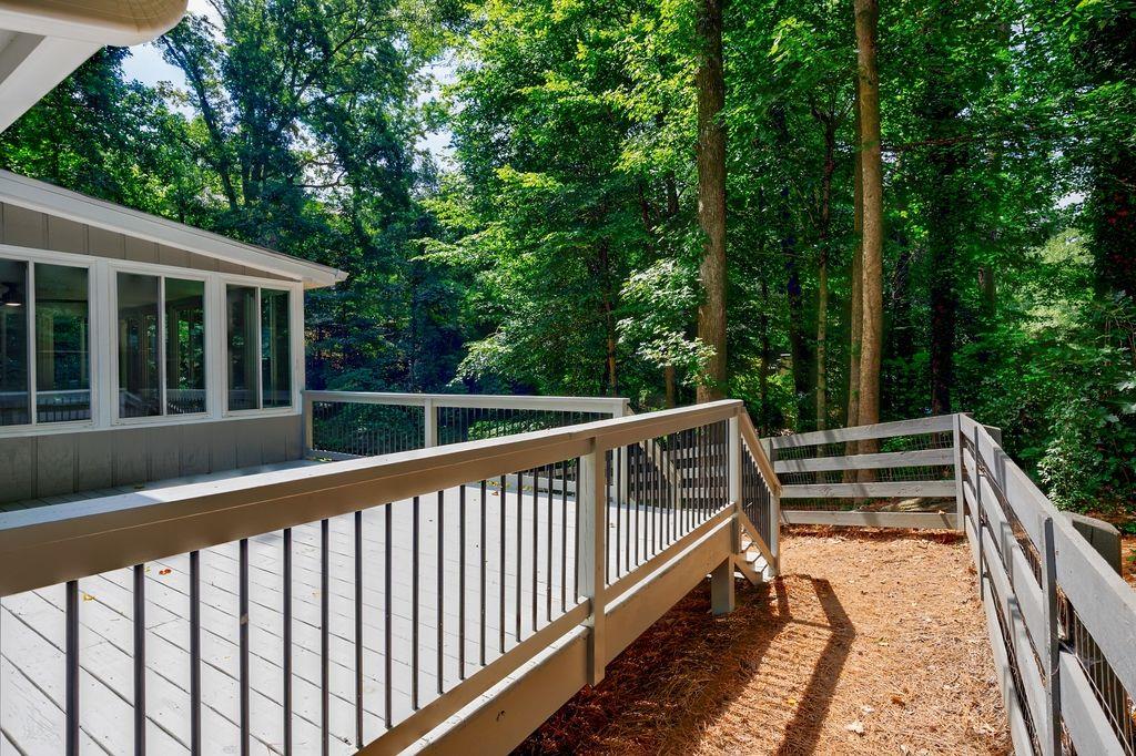 155 Moonshadow Court