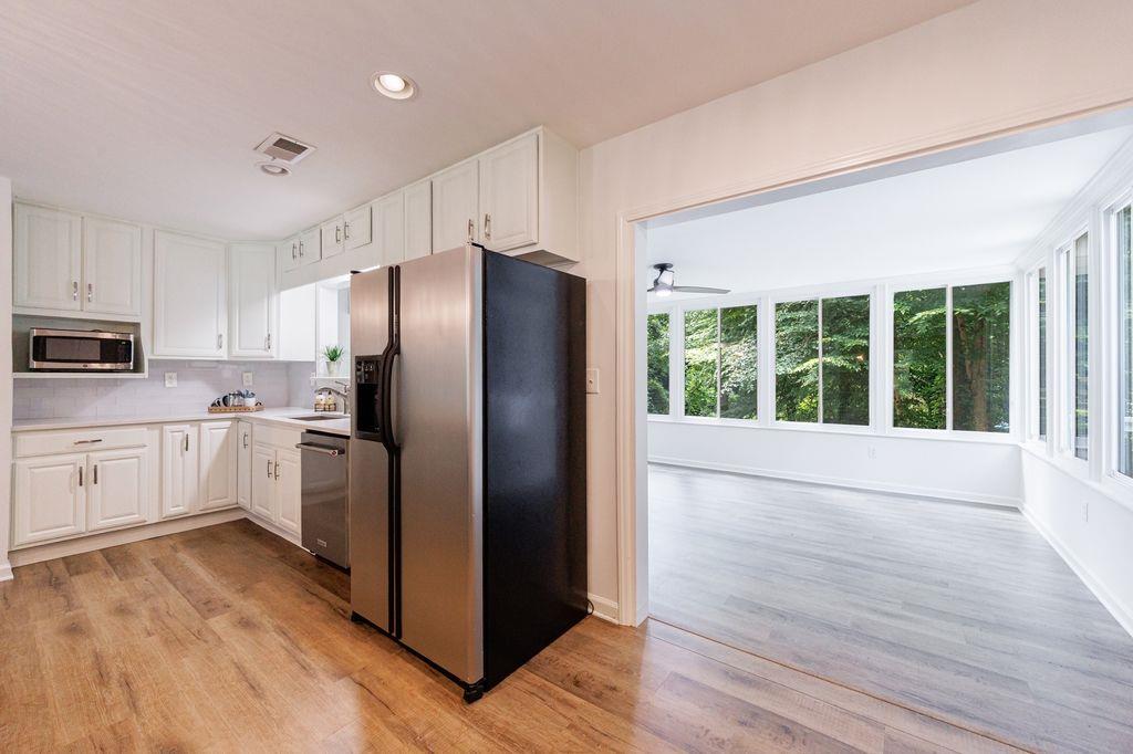 155 Moonshadow Court