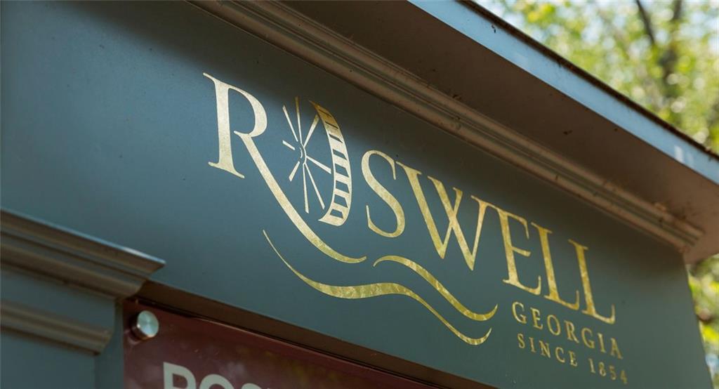 155 Moonshadow Court