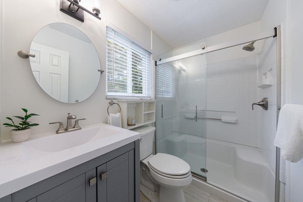 155 Moonshadow Court