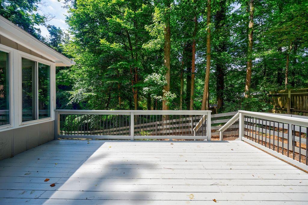 155 Moonshadow Court