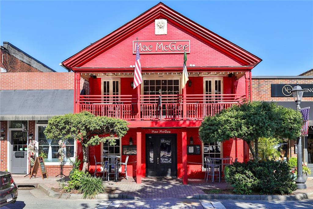 155 Moonshadow Court