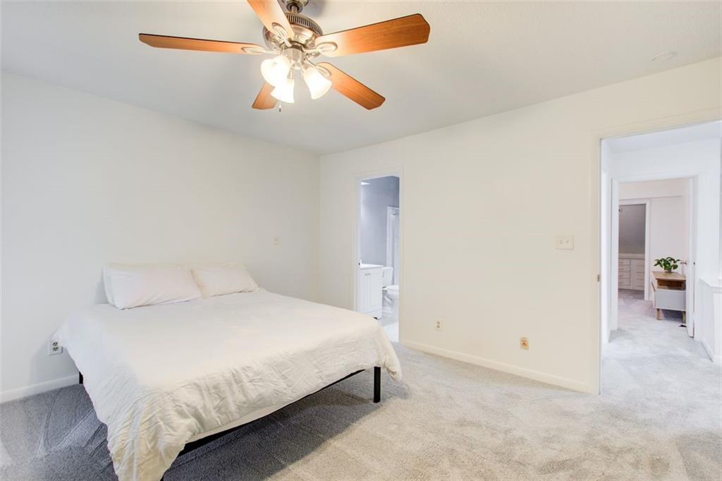 3723 Stonewall Circle SE