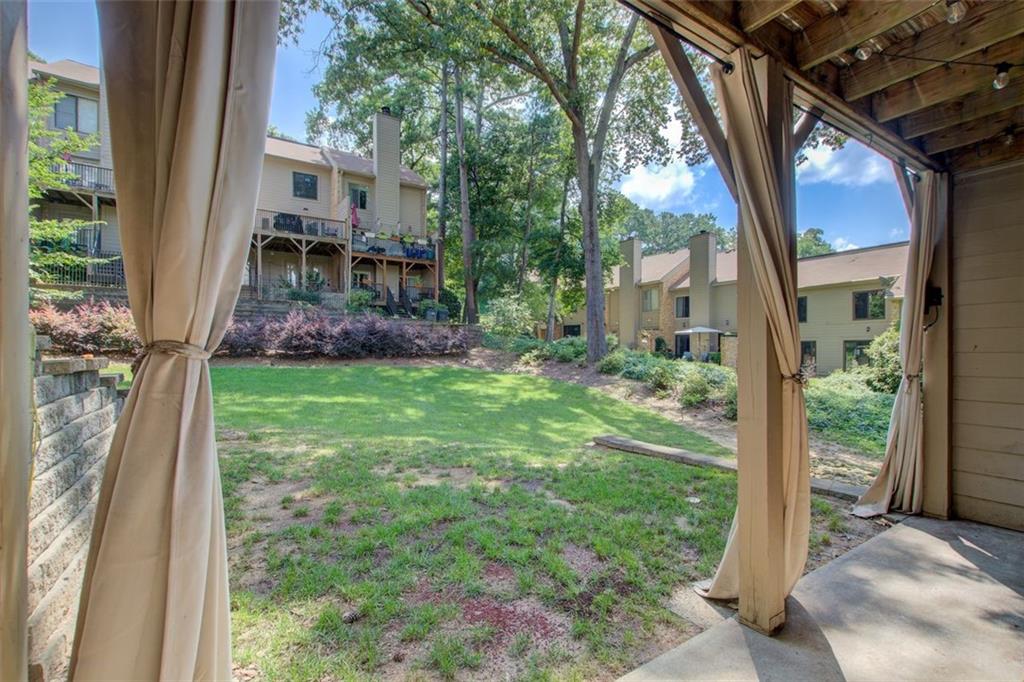 3723 Stonewall Circle SE