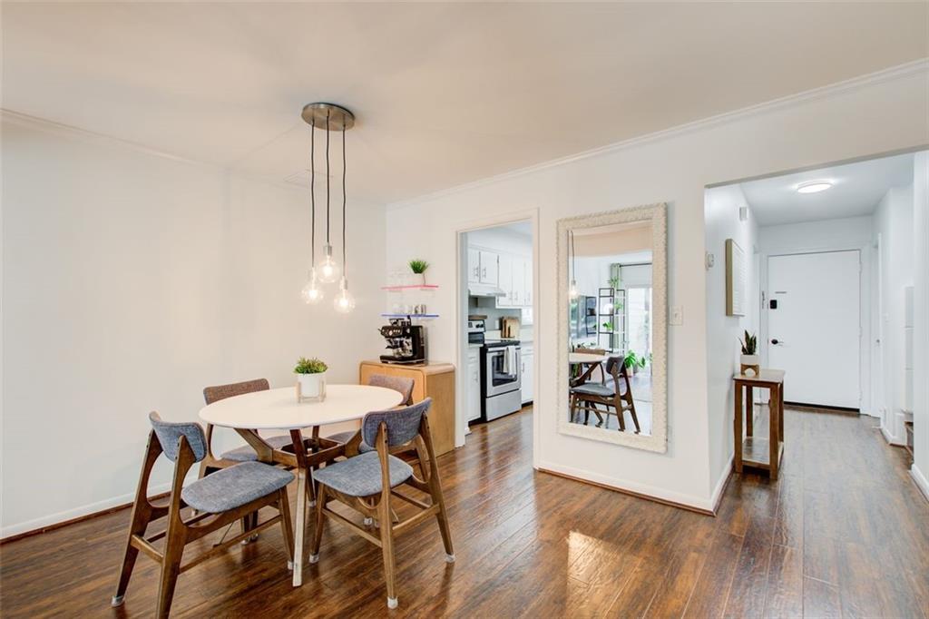 3723 Stonewall Circle SE