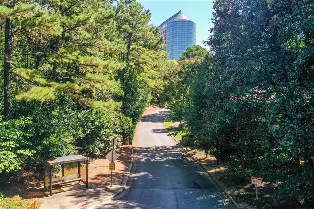 3723 Stonewall Circle SE