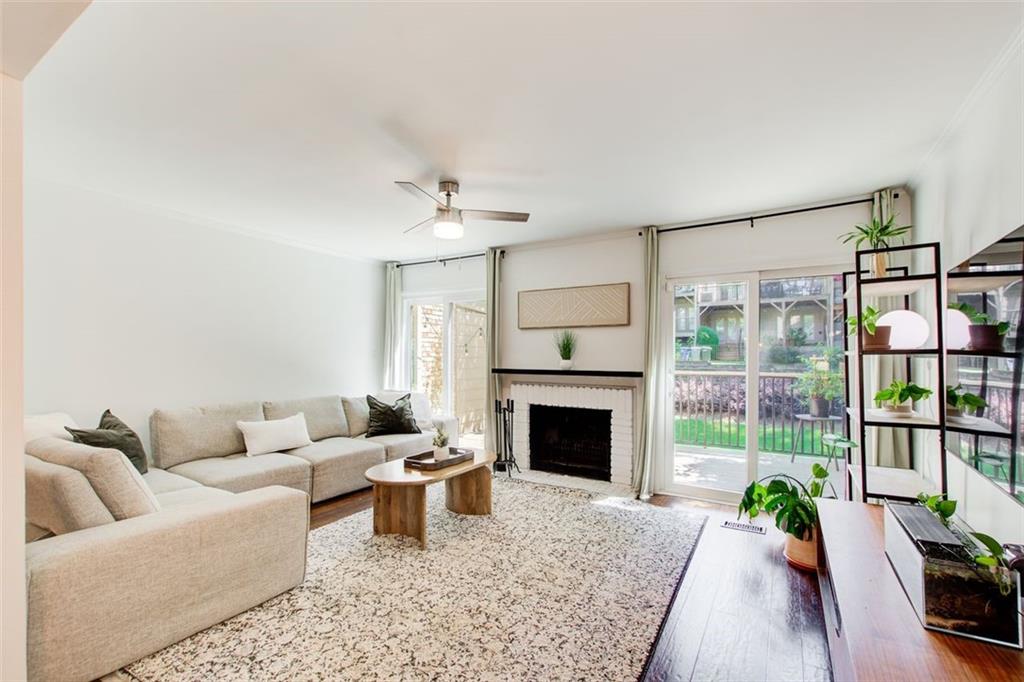 3723 Stonewall Circle SE