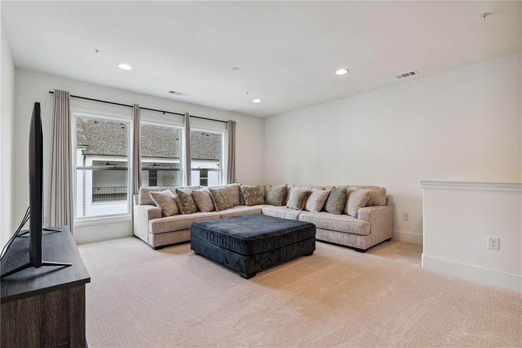 163 Kingwood Drive