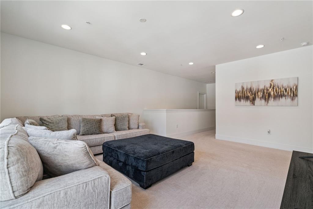 163 Kingwood Drive