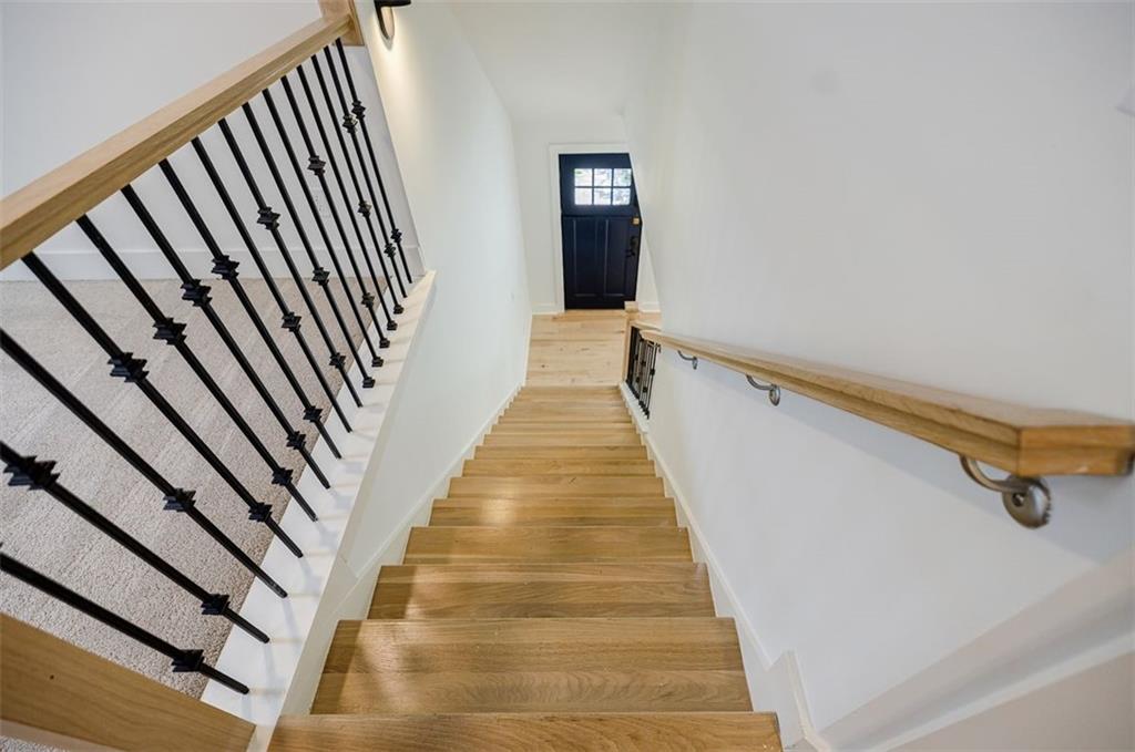 175 Douglas Street SE