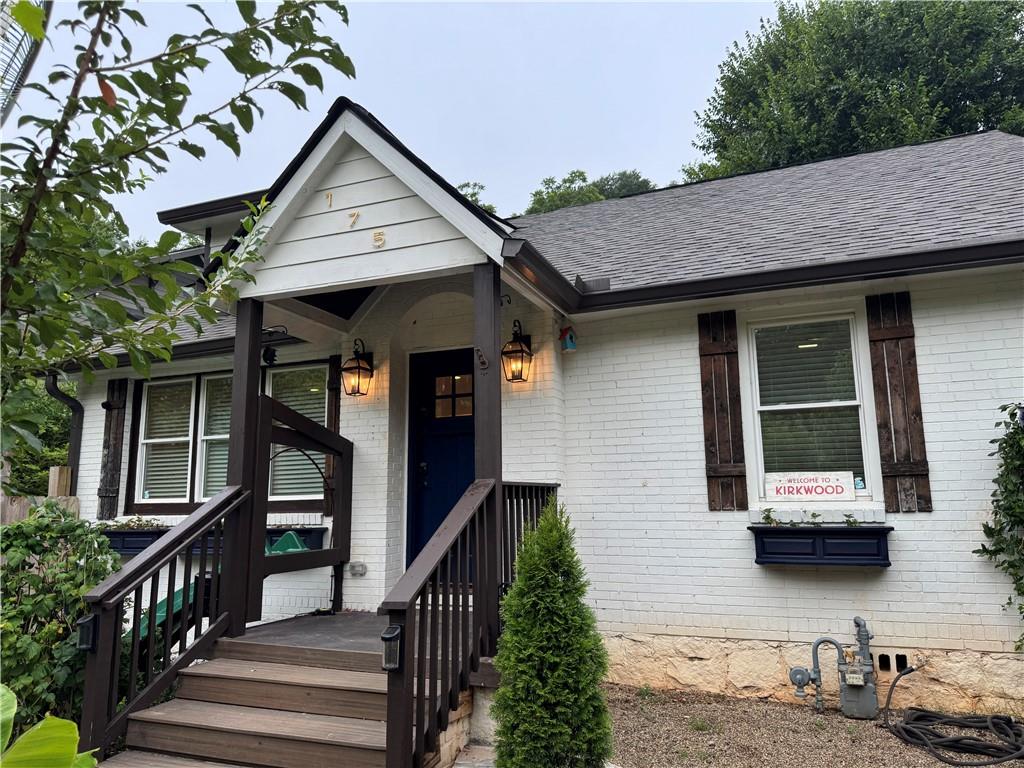 175 Douglas Street SE