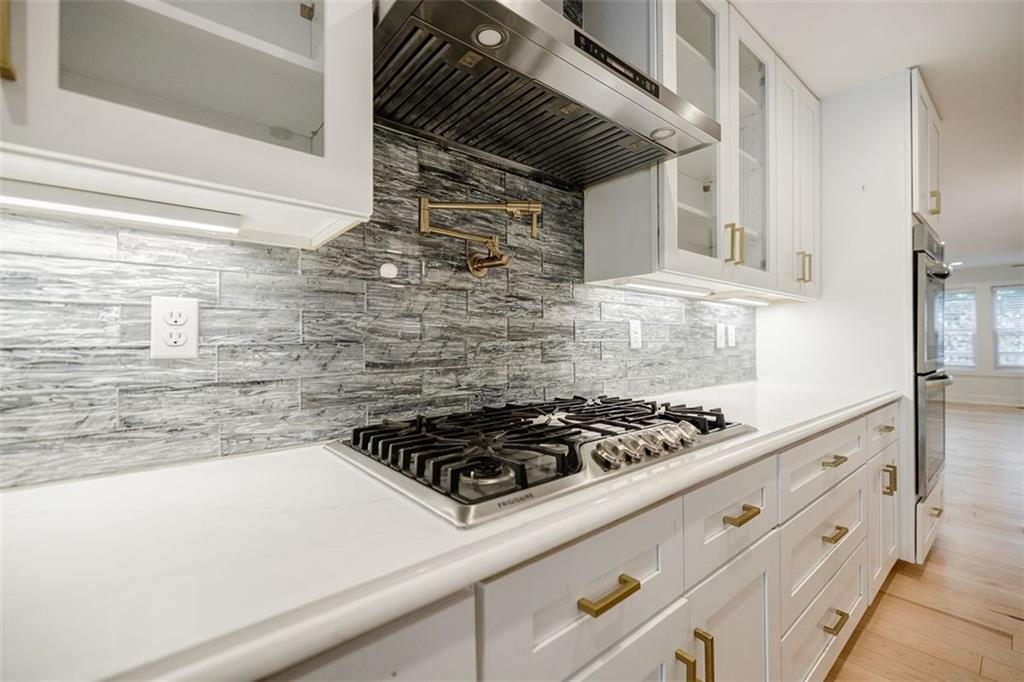 175 Douglas Street SE