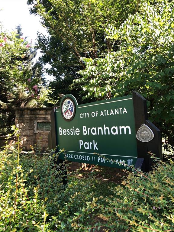 175 Douglas Street SE