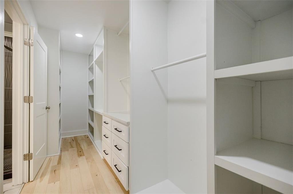 175 Douglas Street SE