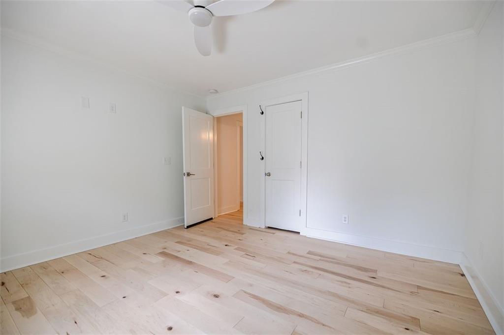 175 Douglas Street SE