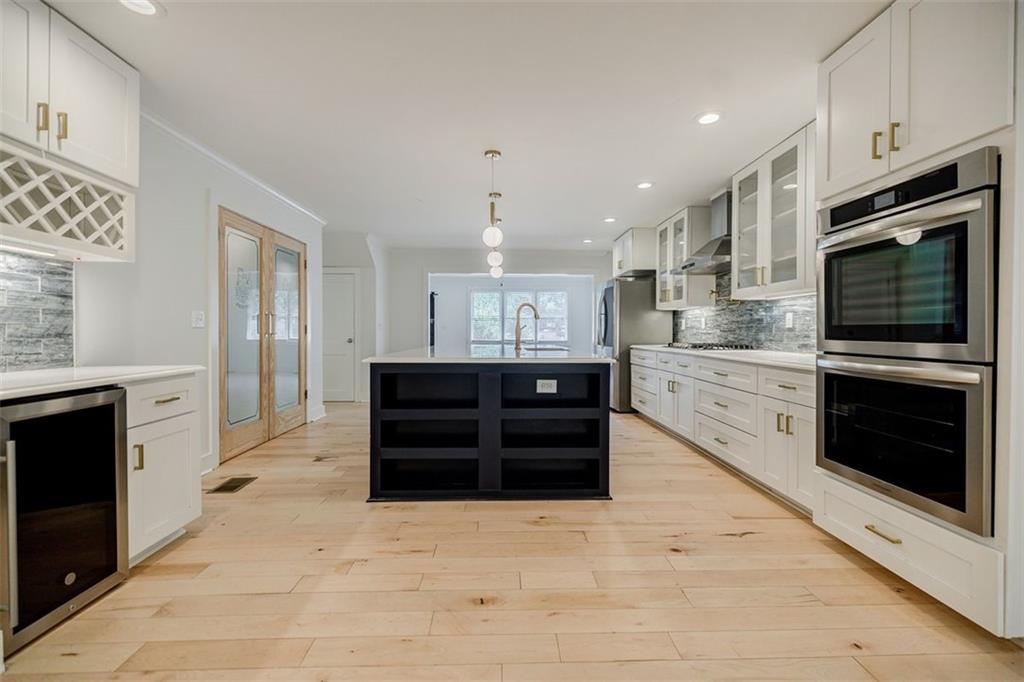 175 Douglas Street SE