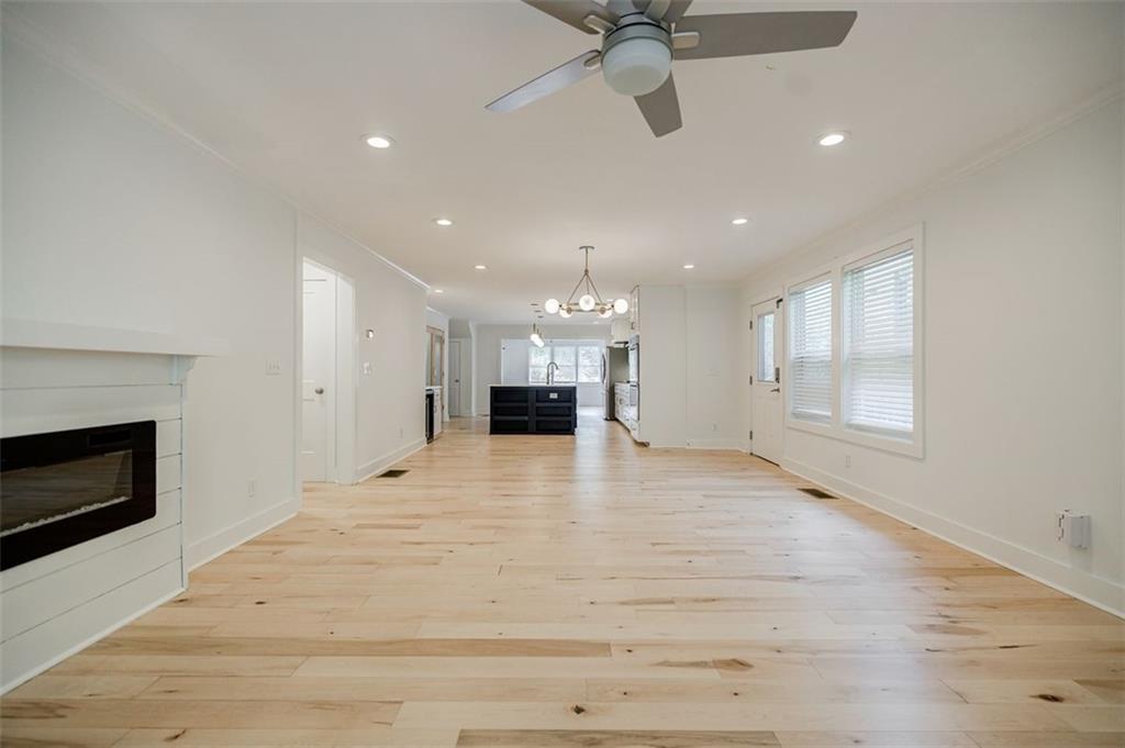 175 Douglas Street SE