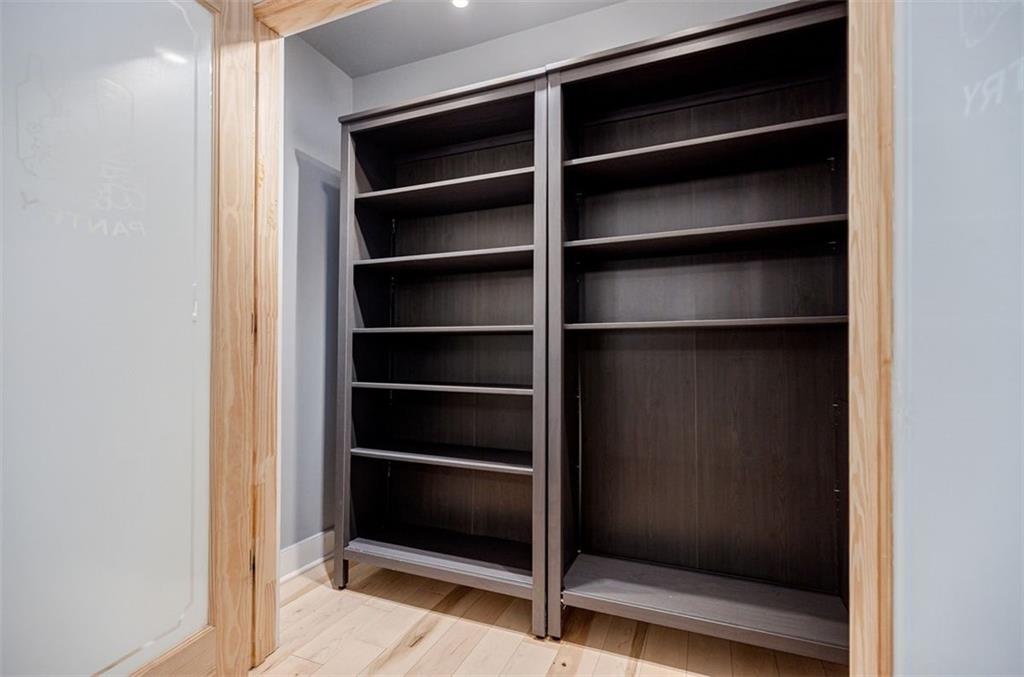 175 Douglas Street SE