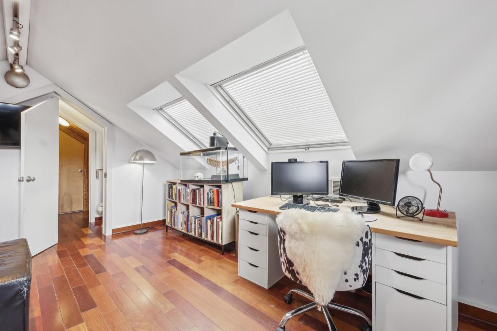 1015 S Candler