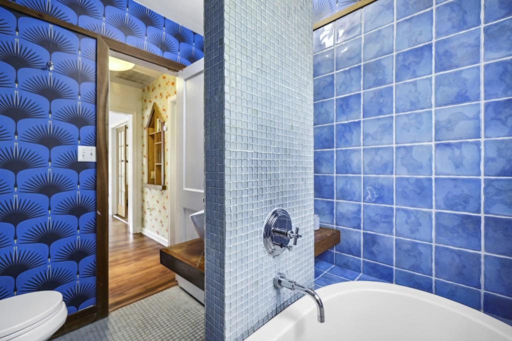 1015 S Candler
