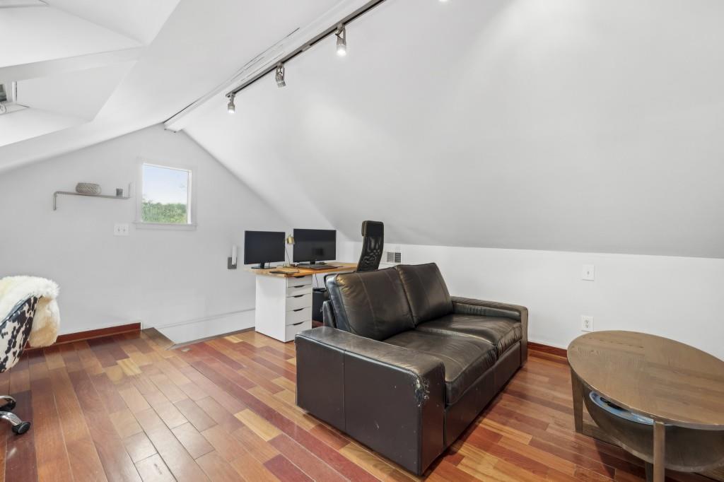 1015 S Candler