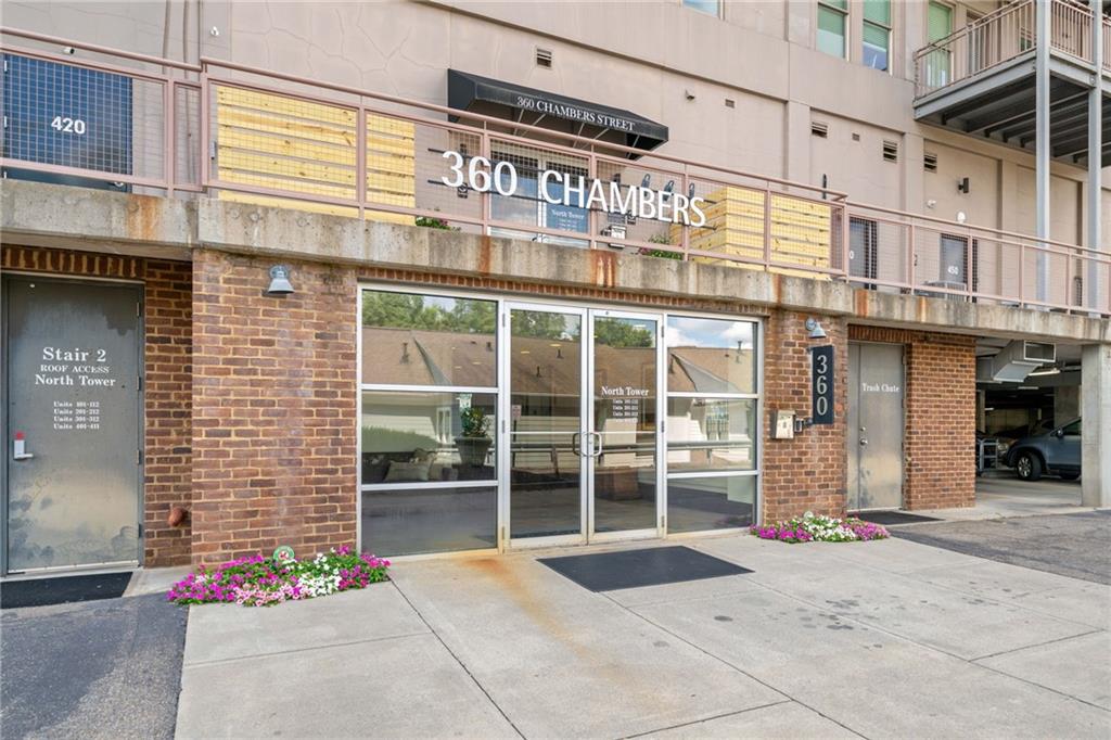 360 Chambers Street Unit 210