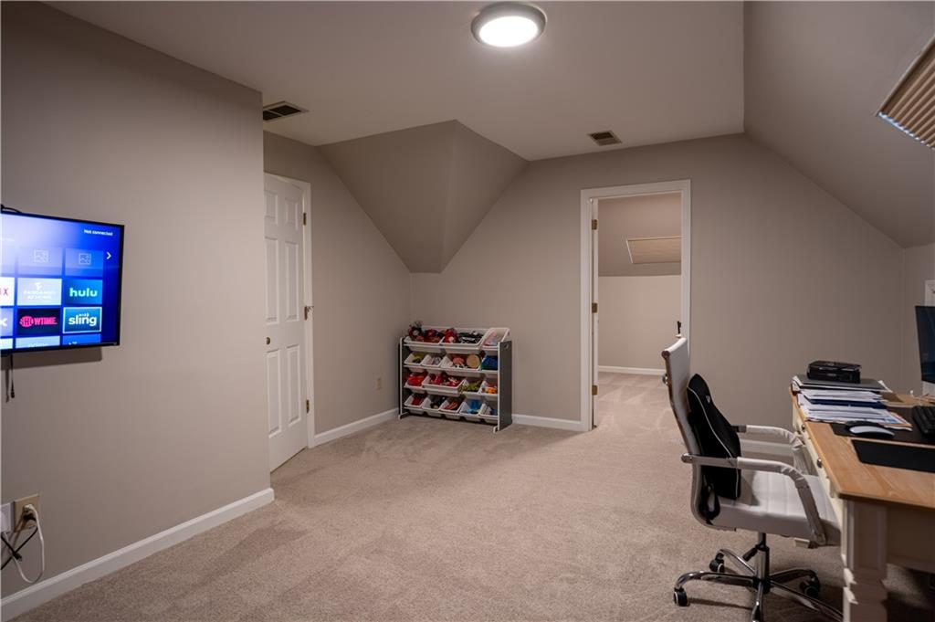 5713 Brynwood Circle NW