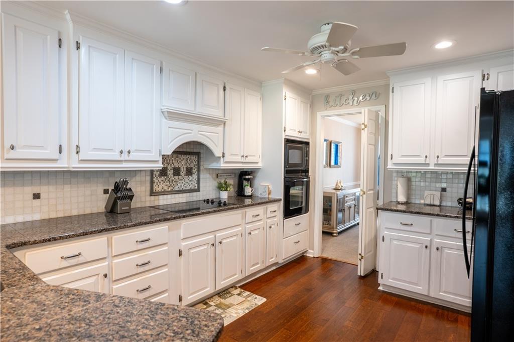 5713 Brynwood Circle NW