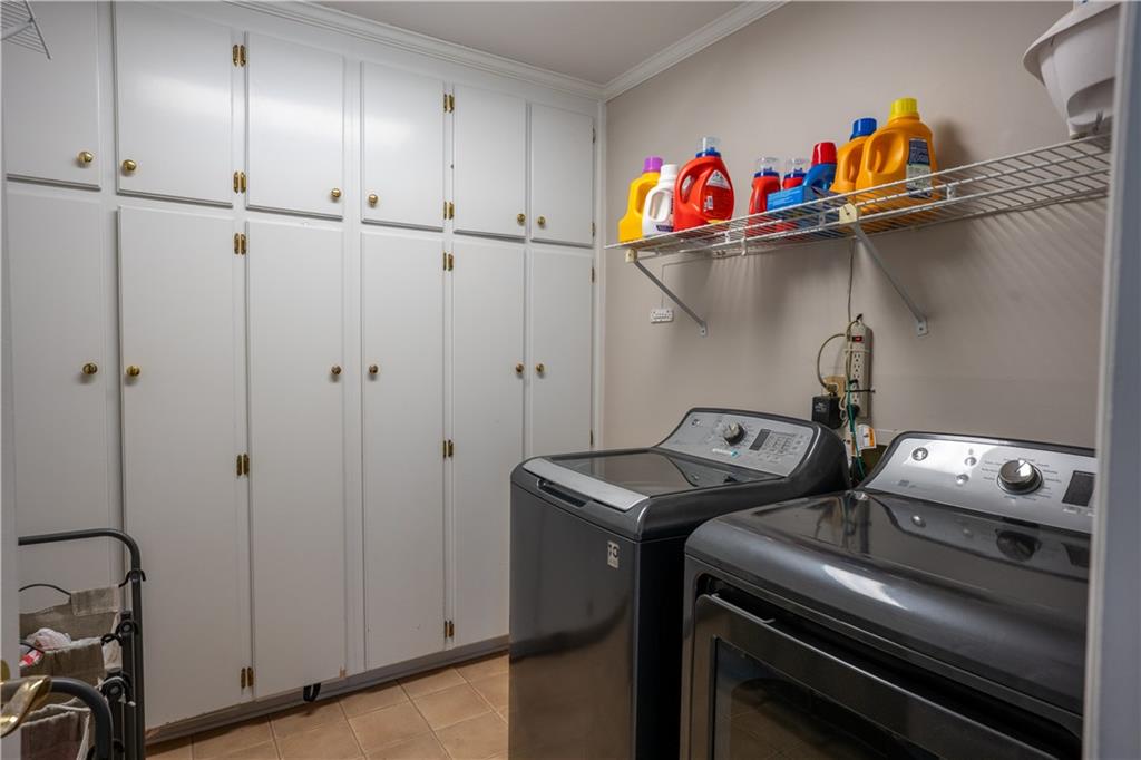 5713 Brynwood Circle NW