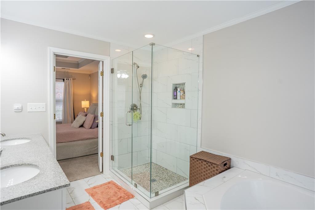 5713 Brynwood Circle NW