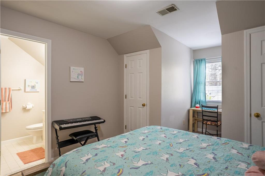 5713 Brynwood Circle NW