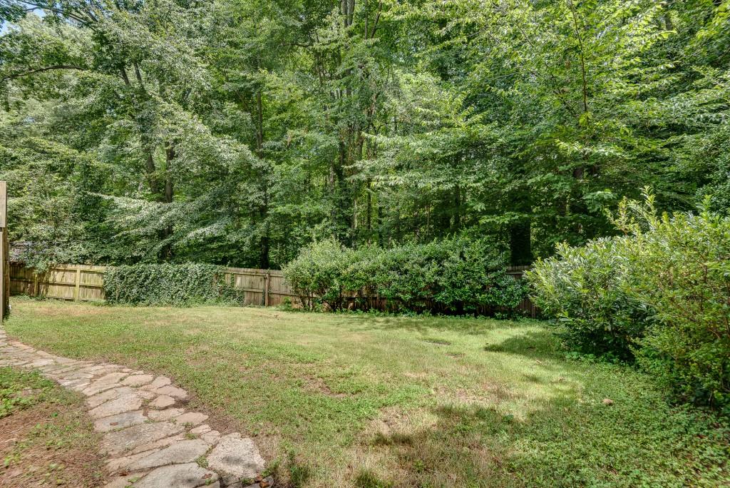 2284 Fairoaks Road