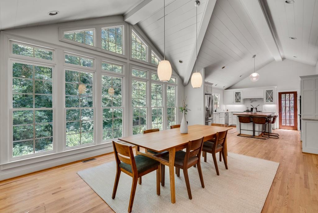 2284 Fairoaks Road