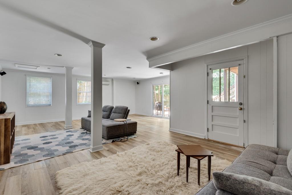 2284 Fairoaks Road