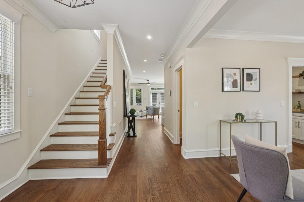109 Hogue Street NE