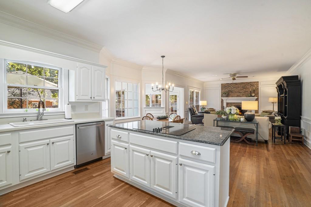 1660 Hickory Lake Drive