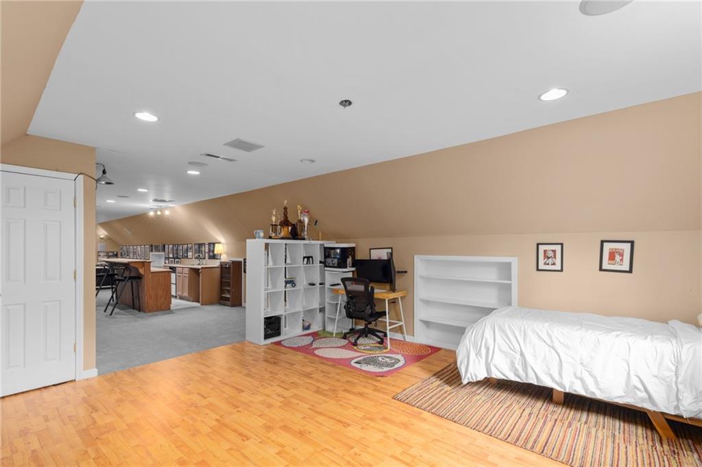 380 KENDRICK Avenue SE