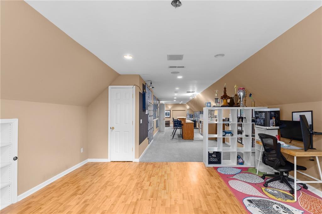 380 KENDRICK Avenue SE