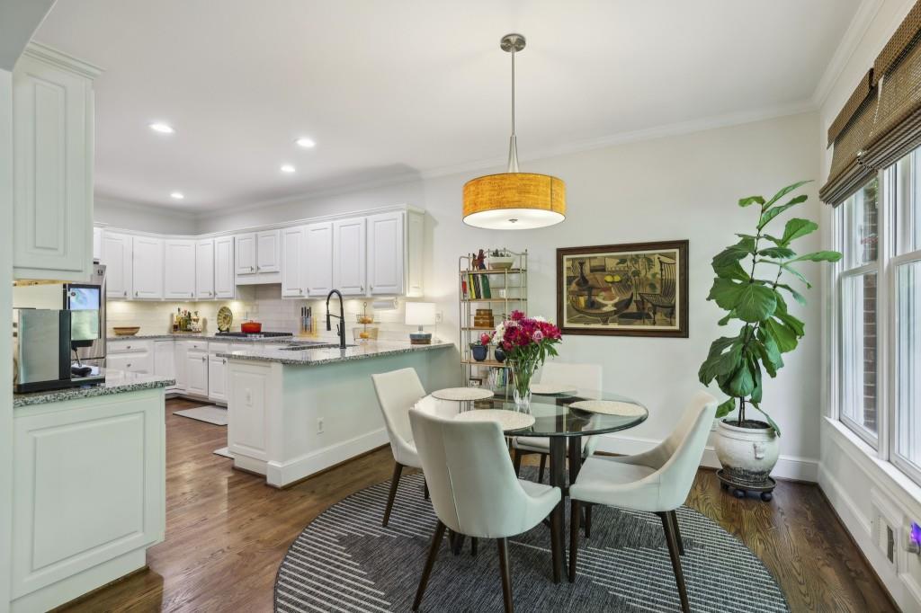 3 Carrington Way