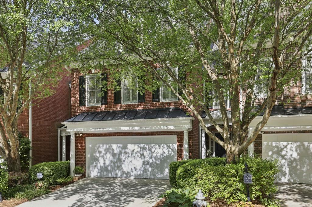 3 Carrington Way