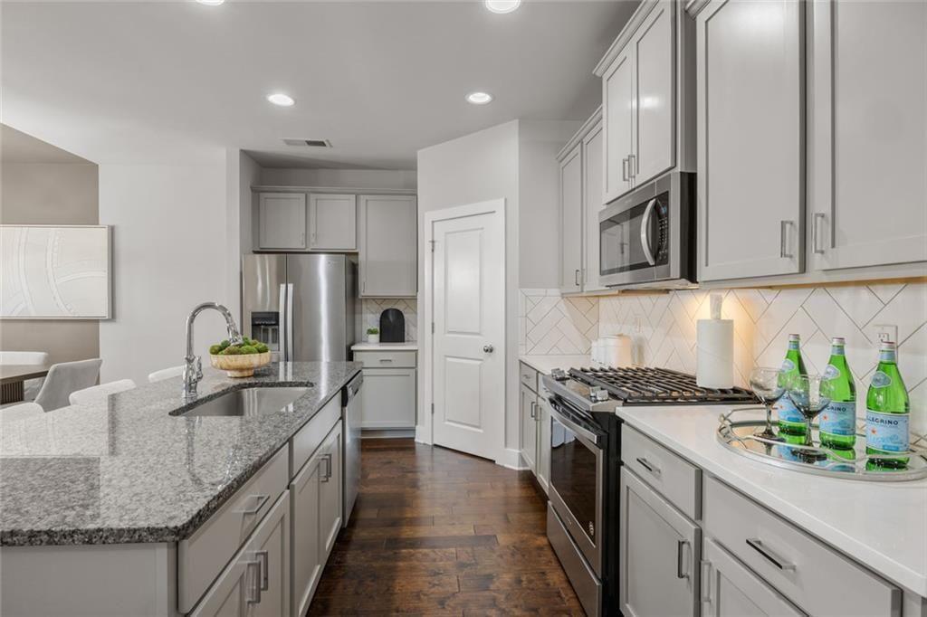 1349 Heights Park Drive SE