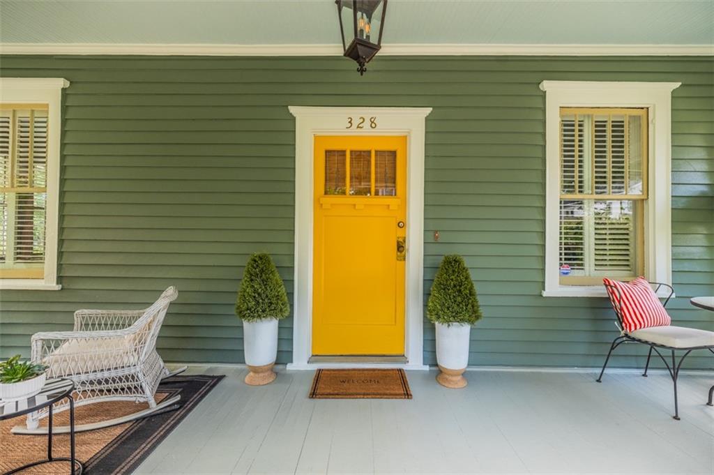 328 Clifford Avenue NE