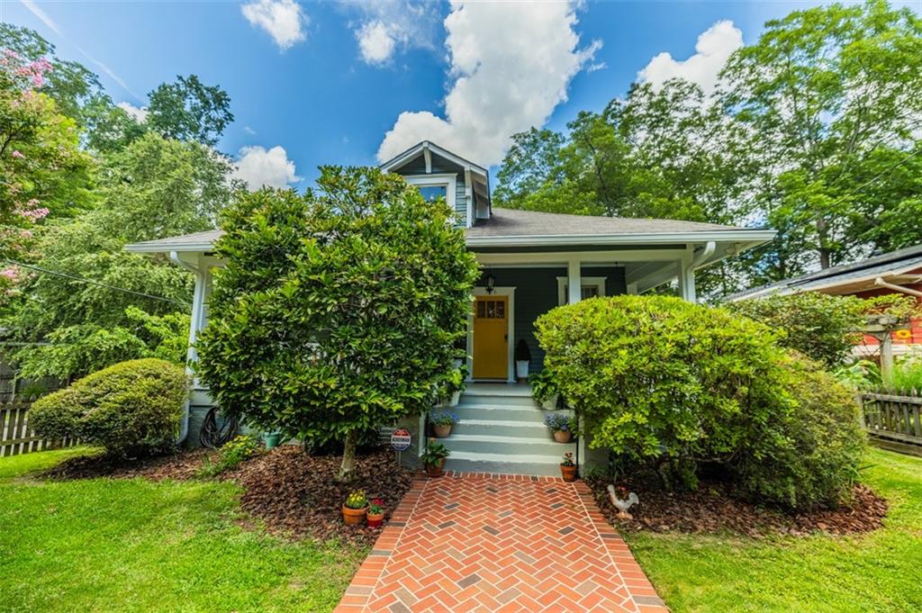 328 Clifford Avenue NE