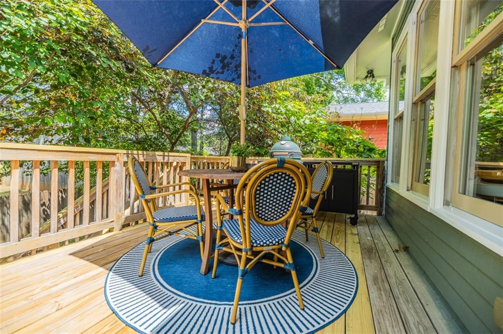 328 Clifford Avenue NE