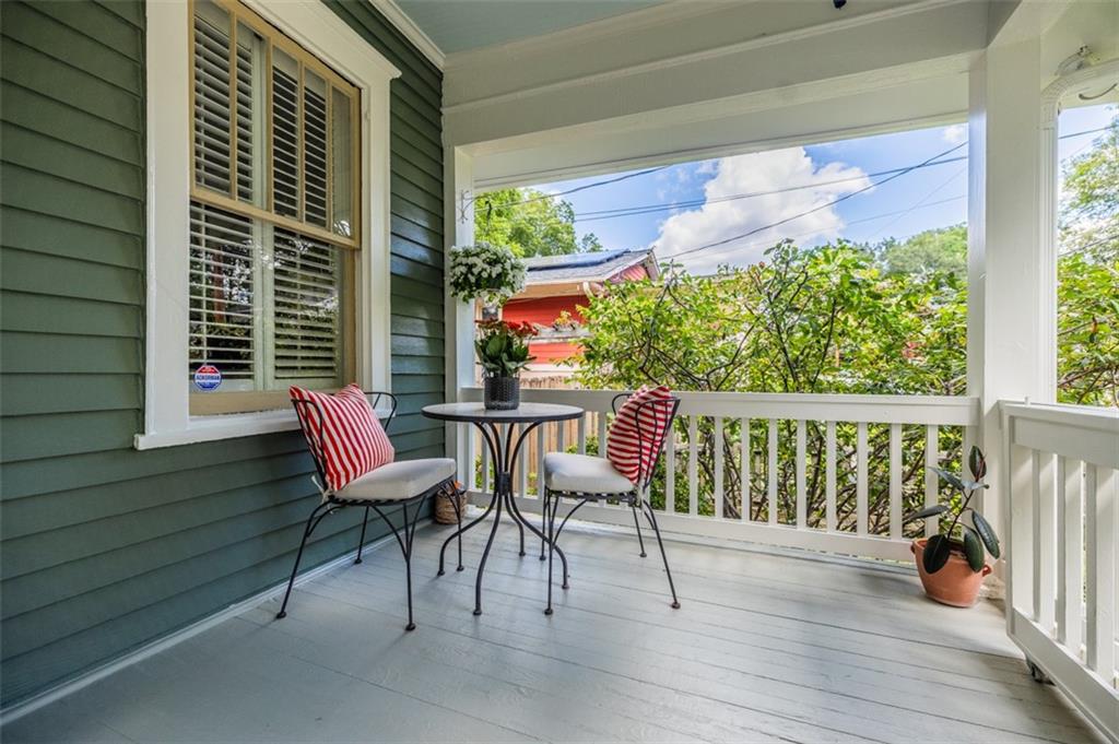 328 Clifford Avenue NE