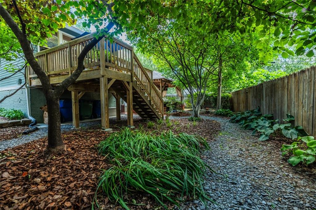 328 Clifford Avenue NE