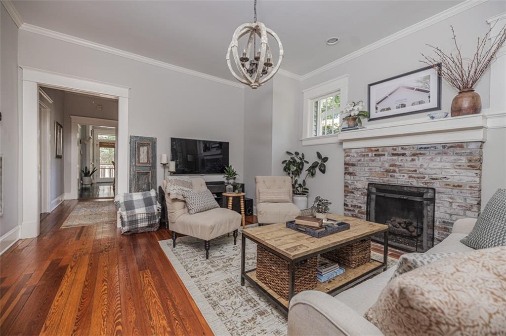 328 Clifford Avenue NE